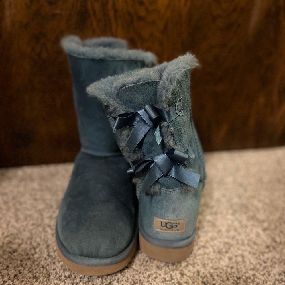 Bailey Bow Ugg boots